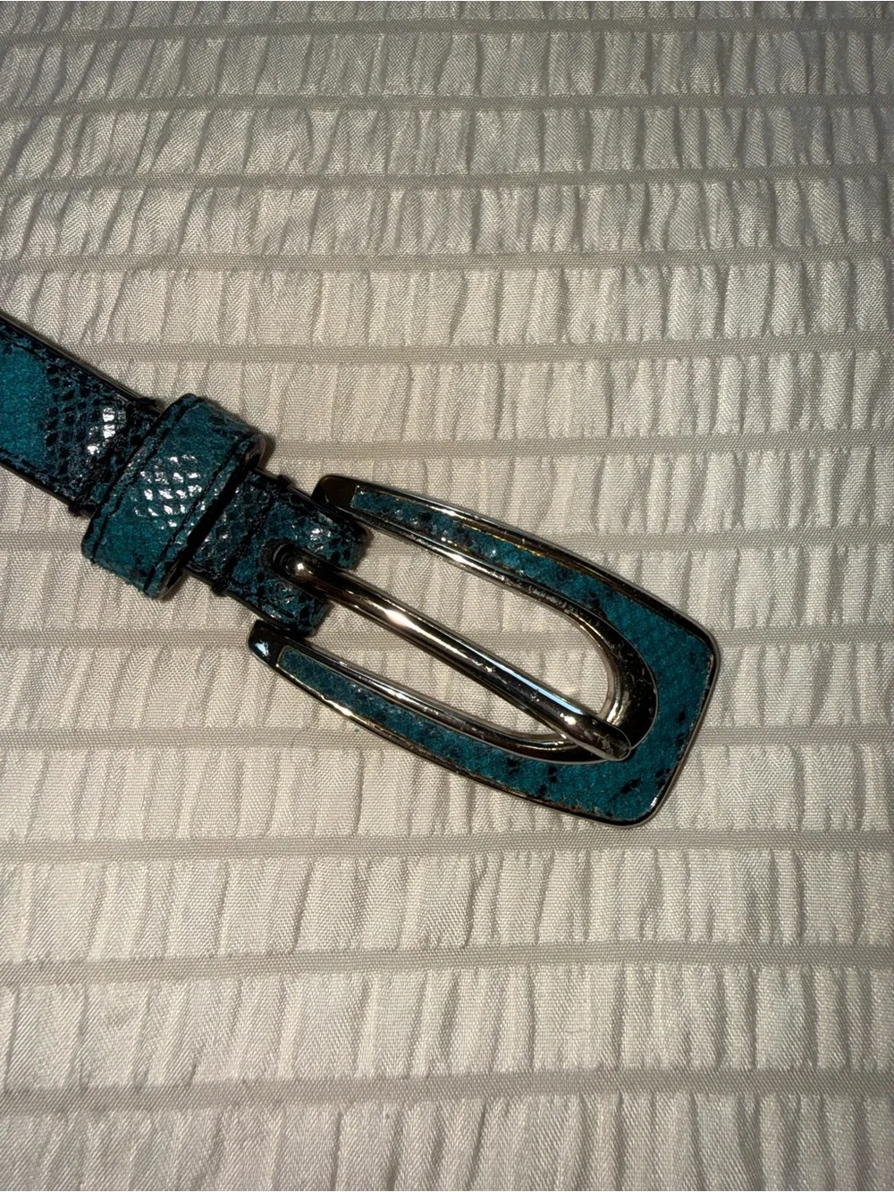 Lodis Vintage Teal Leather Skinny Belt medium
